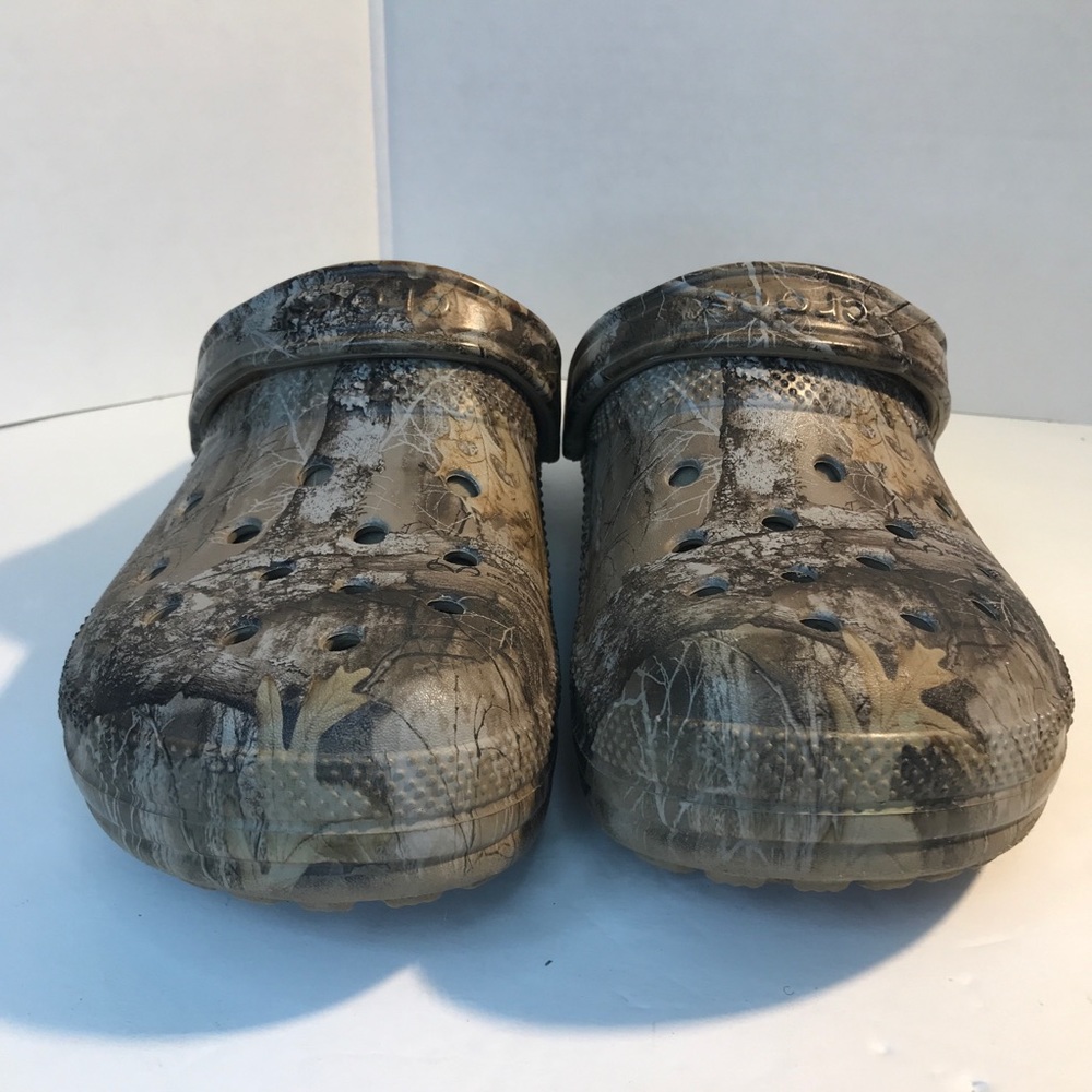 Unisex Crocs camo “real tree” slip on